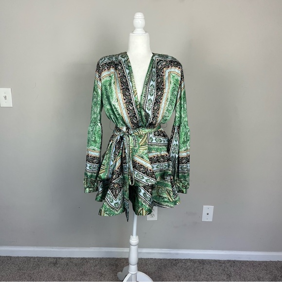 BRONX AND BANCO BEDOUIN MINI DRESS TIERED LONG SLEEVE SIZE MEDIUM REVOLVE - Picture 10 of 16